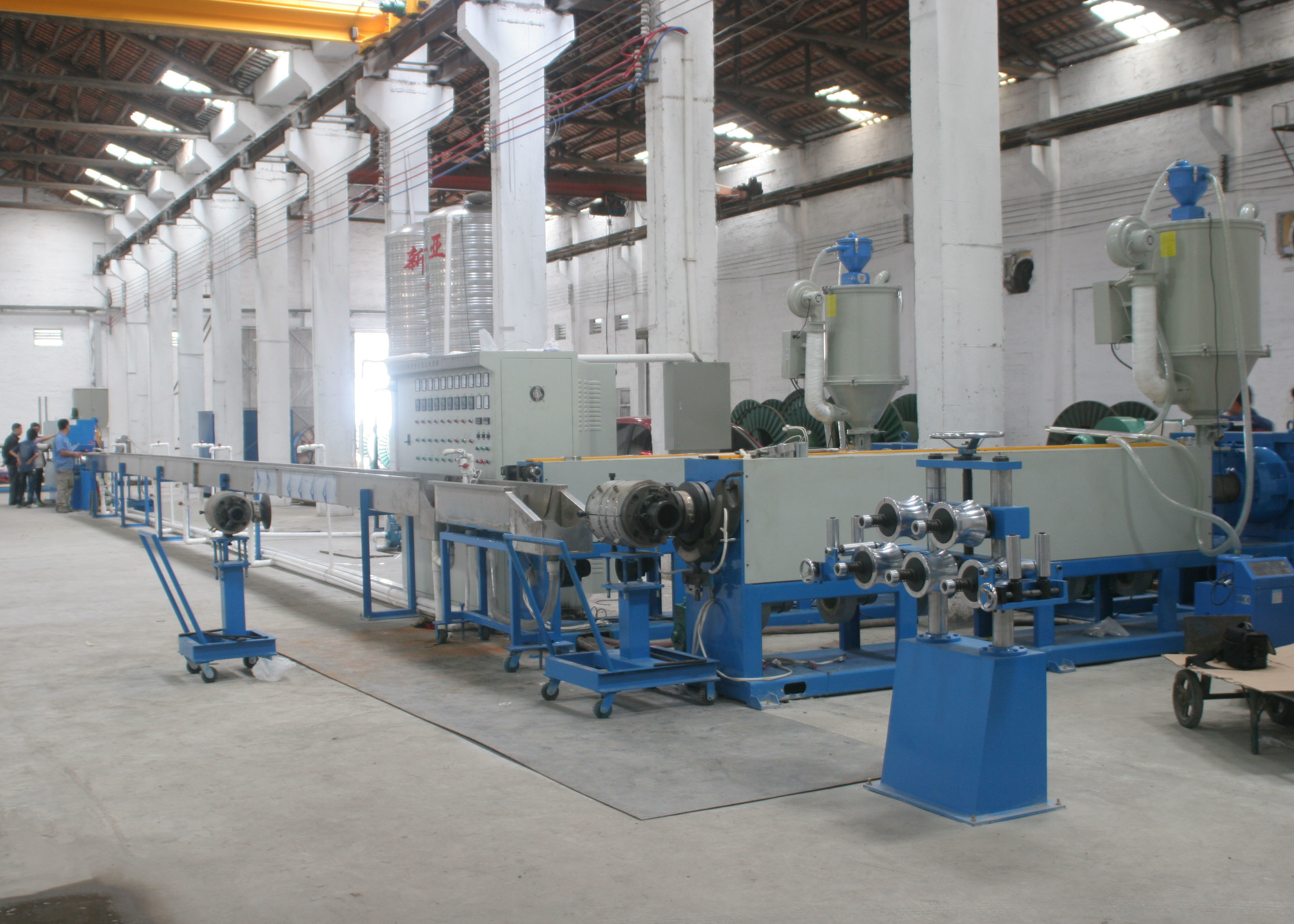 China Fast Speed Automotive Cable Extrusion Line Computerized Control Energy Efficiency wholesale