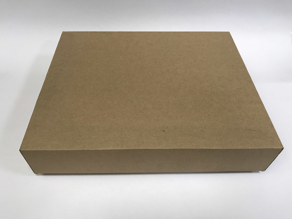 China Bulk Corrugated Packing Boxes Lid And Base Gloss / Matte Lamination With Ribbon wholesale