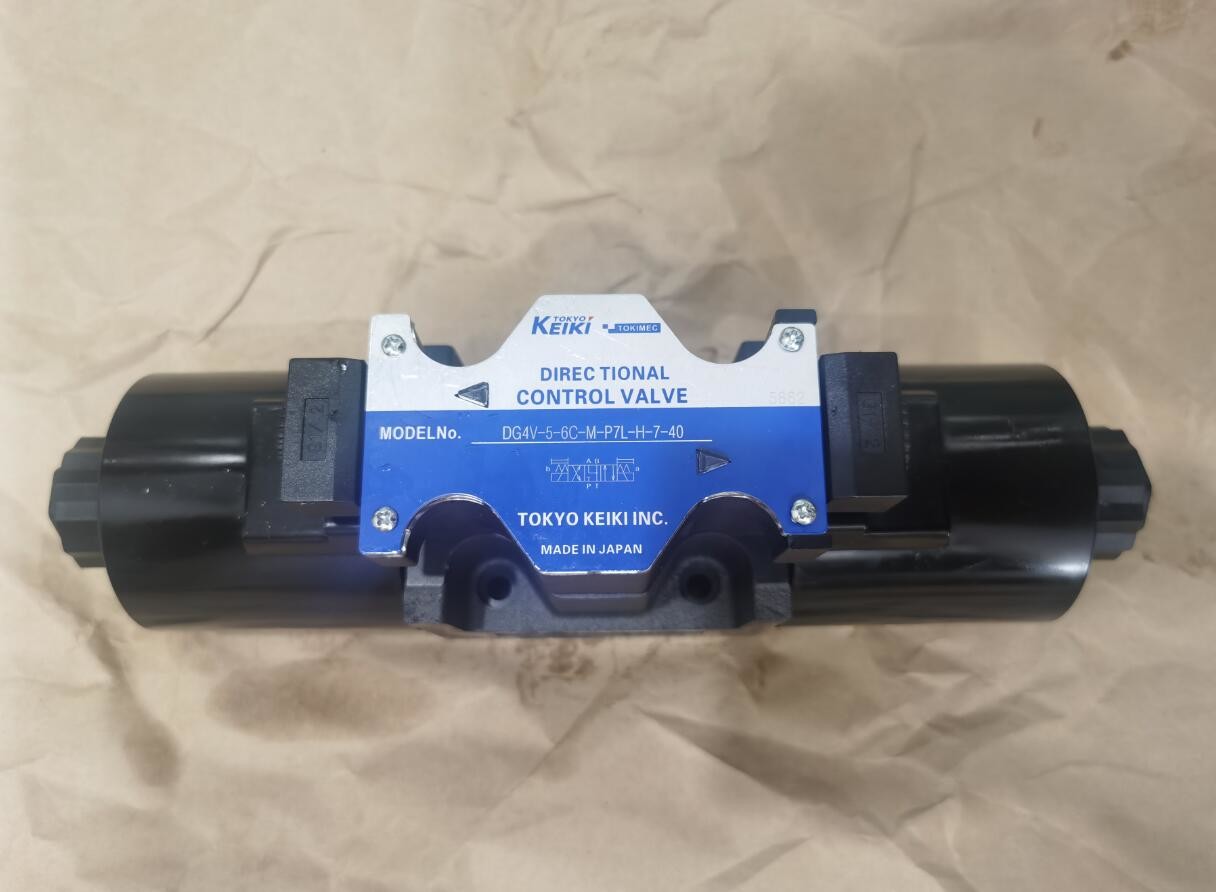 Eaton Vickers DG4V-5-6C-M-P7L-H-7-40 Solenoid Operated Directional Control Valve for sale