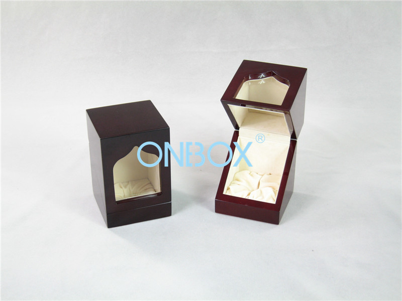 China Personalized Painted Wooden Boxes For Perfume Display , Gift Packaging Boxes wholesale