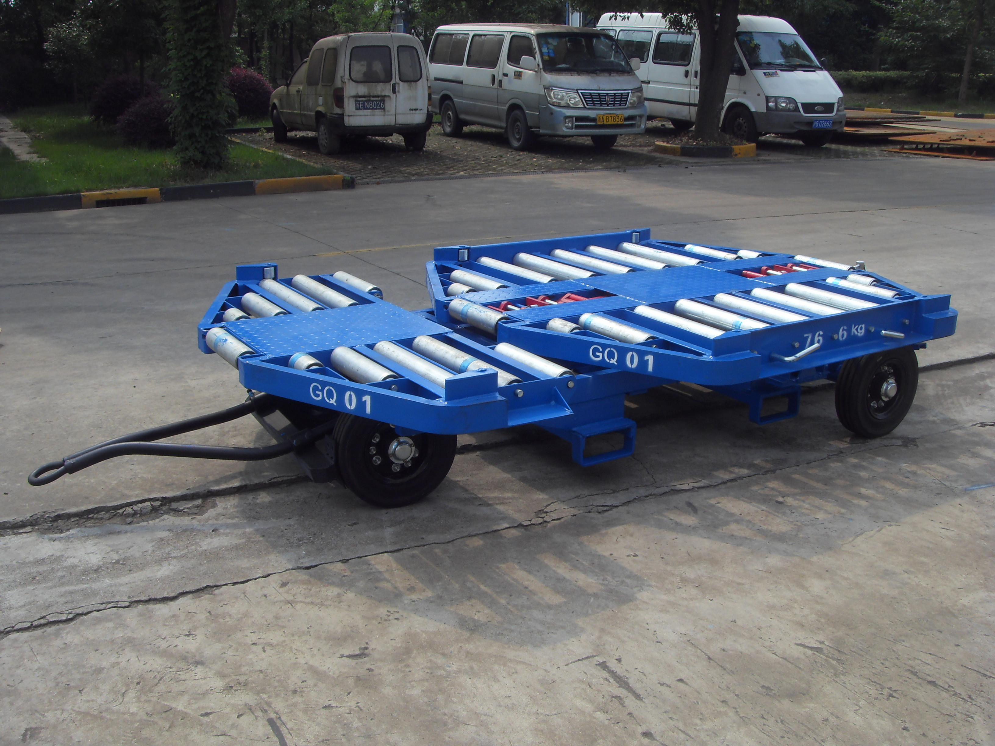 China Stable Cargo Dolly Trailer , Steel Pallet Dolly Blue Color Turn Table Type wholesale