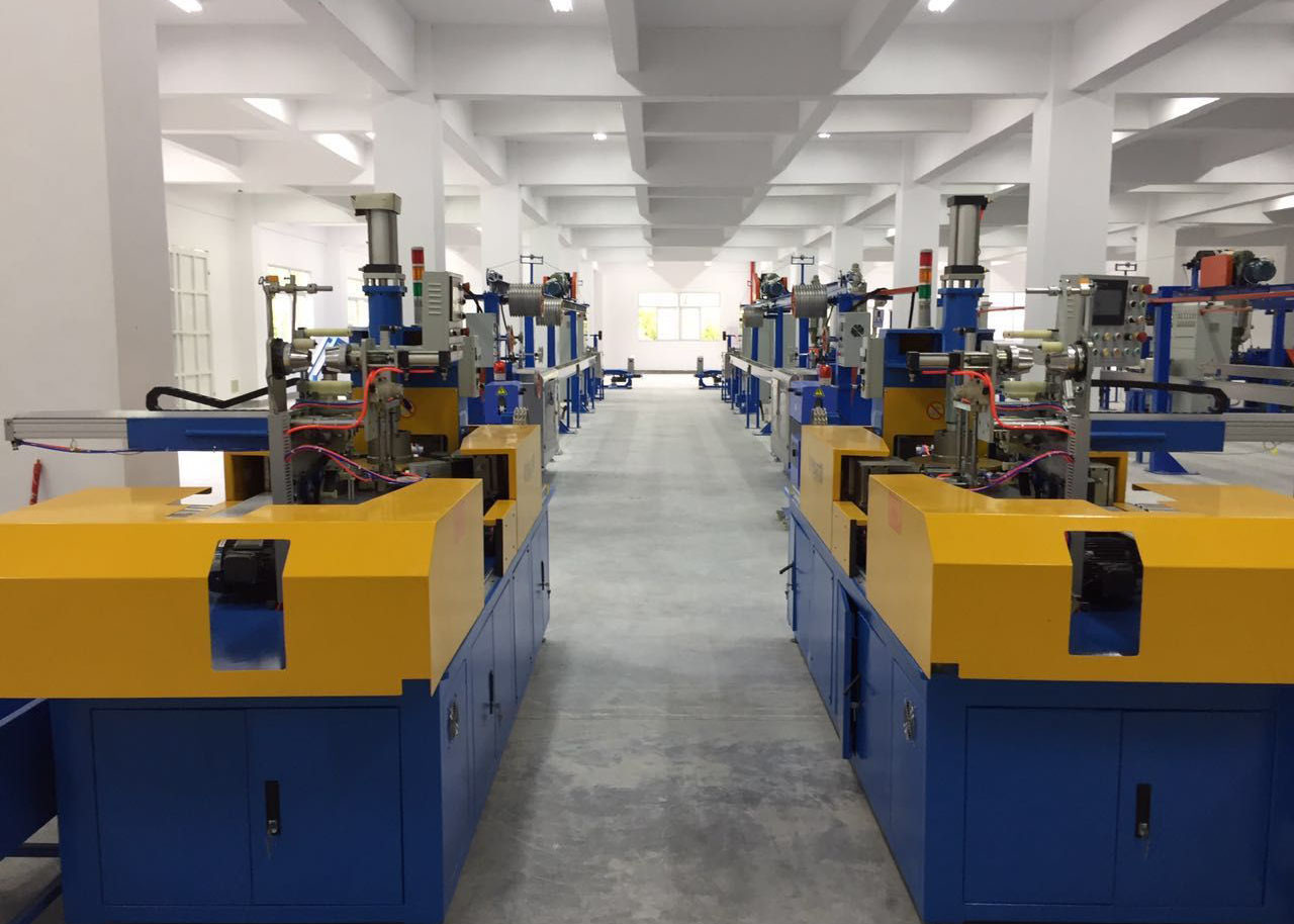 China High Efficiency Power Cable Machine Co - Extrusion Sheath Cable Coated Unit wholesale