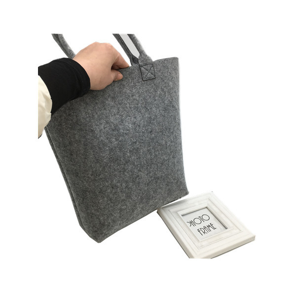 China Free Sample Lowest MOQ High Quality Big Tote Bag Shopping Felt Handbags. size is 35cm*30cm 2mm microfiber material. wholesale