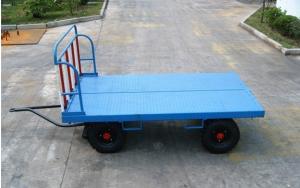 China 2 Ton Airport Ground Support Equipment Airport Baggage Cart 30 Km / H Speed wholesale