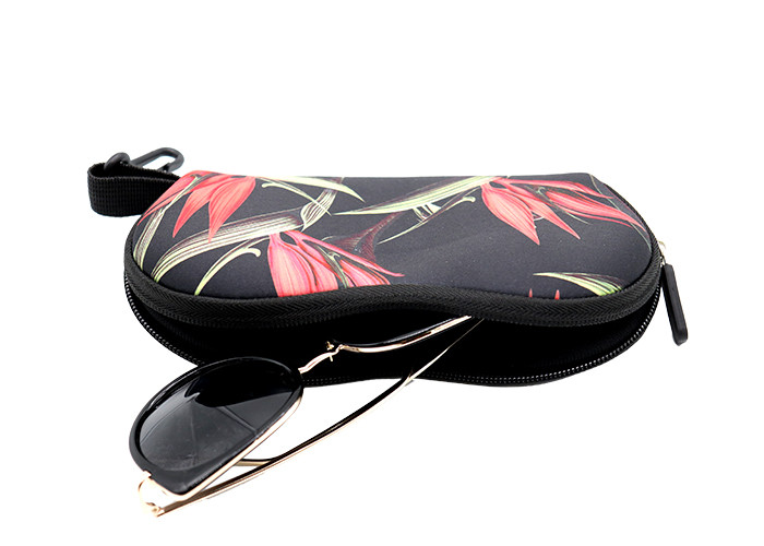 China Traveling Camping Sunglasses Case Bag Multi Color With Sublimated Printing wholesale