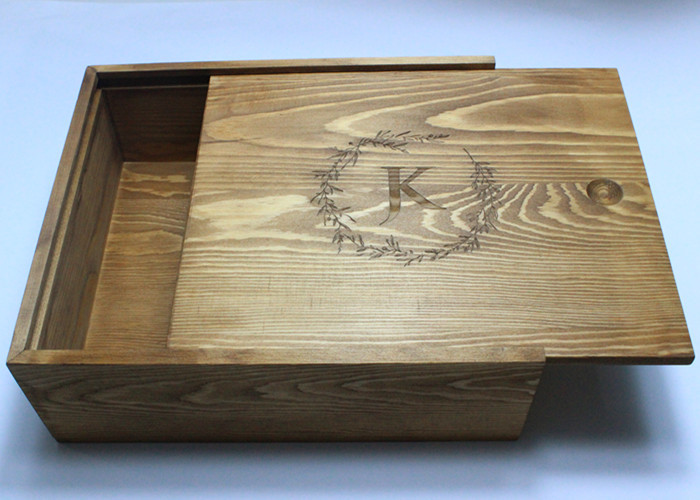 China Vintage Pine Wooden Crate Gift Box Brown Color 27cm For Birthday Gift wholesale