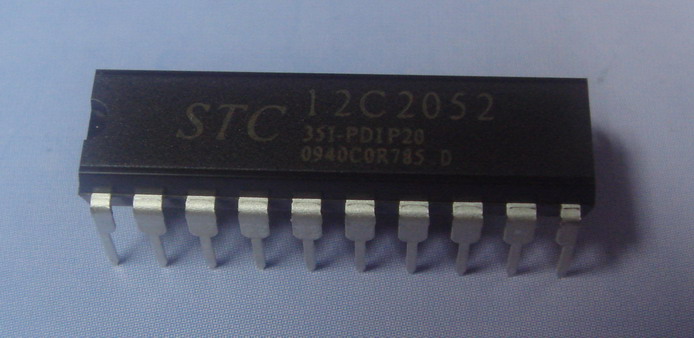 China STC Programing Microcontrollers MCU 12C2052 - 35I - DIP20 wholesale