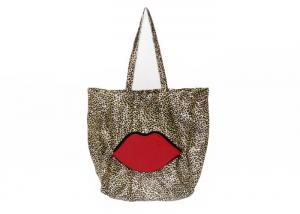 China PU Lip Shape Folding Shopping Bags Nylon Polyester Matetial Female Use wholesale