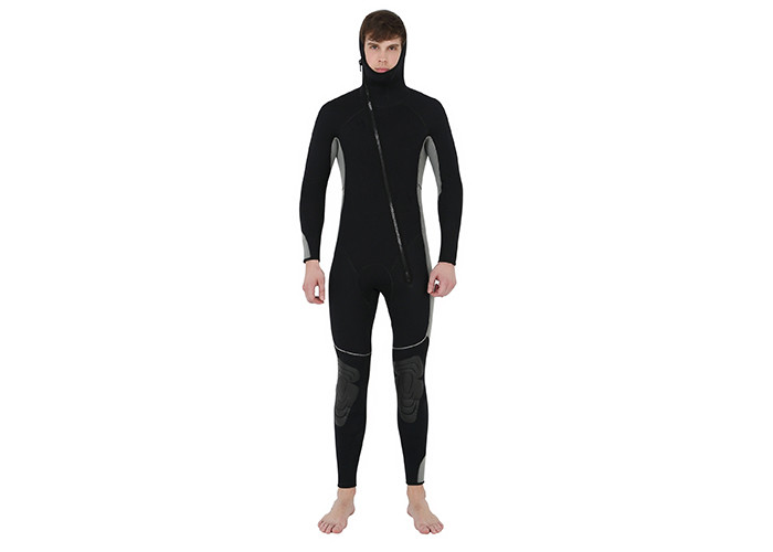 China Triathlon Mens Full Wetsuit With Hood , Silk Print Logo Neoprene Diving Suit  wholesale