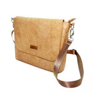 China New Design Casual Washable Shoulder Bag Small Waterproof Shoulder Bag wholesale