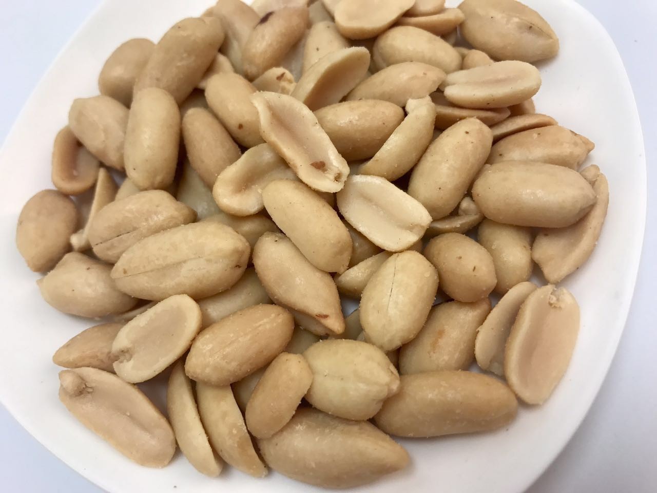 Non GMO Vegan Salted Fried Peanuts Natural Snack Crispy Zero Trans Fat for sale