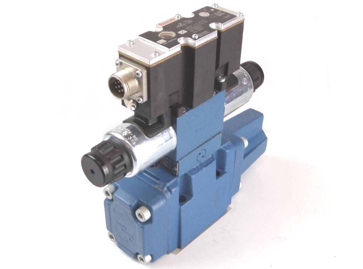 New Rexroth Solenoid Valve , Hydraulic Directional Control Valve 4WRZE10 for sale