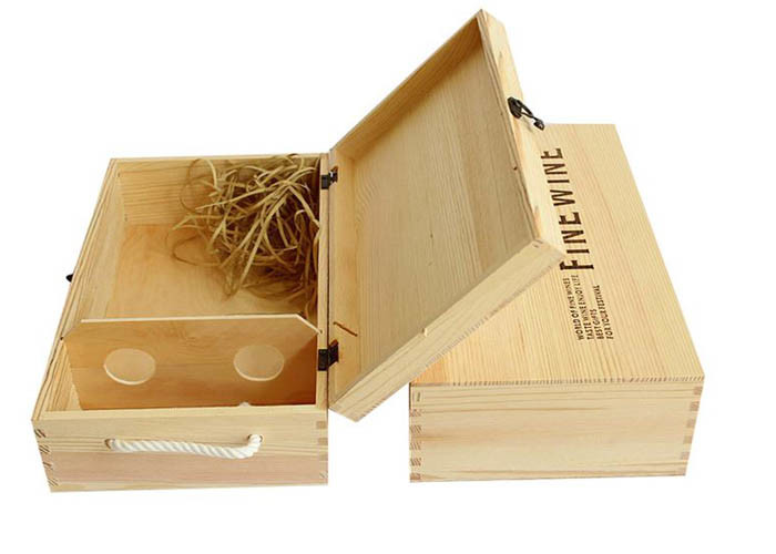 China Custom Solid Wood Wine Gift Box , Double Wooden Wine Box With Metal Lock wholesale