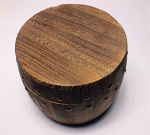 China Paulownia Brown Color Wooden Storage Barrels , Mini Wooden Barrels Tea / Coffee Storage With Lid wholesale