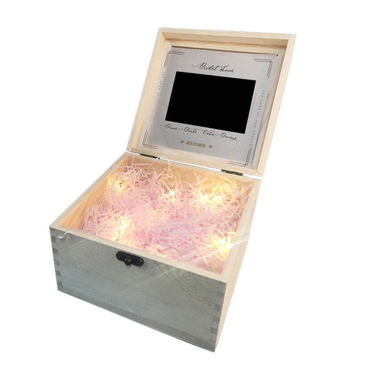 China Christmas Gift Screen Wooden Lcd Video Flower Box Brochure hd 7inch screen video box wholesale