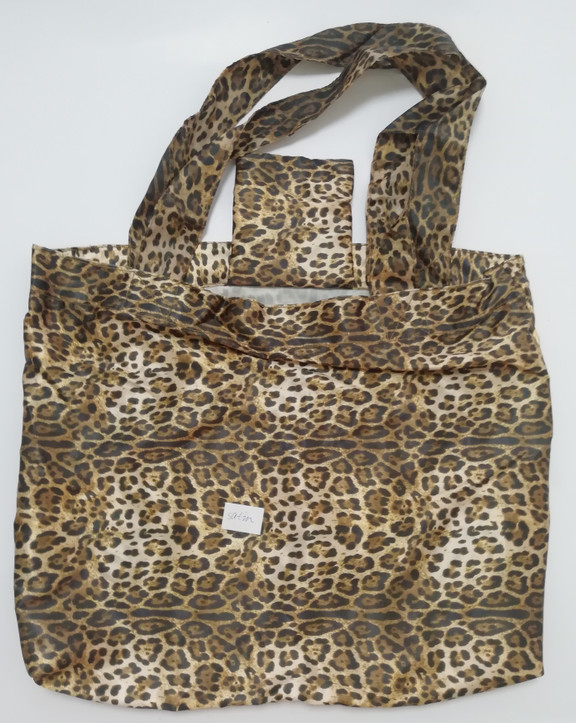 China Waterproof Sexy Folding Shopping Bags Leopard Print Convenient Fold 190T Materials wholesale