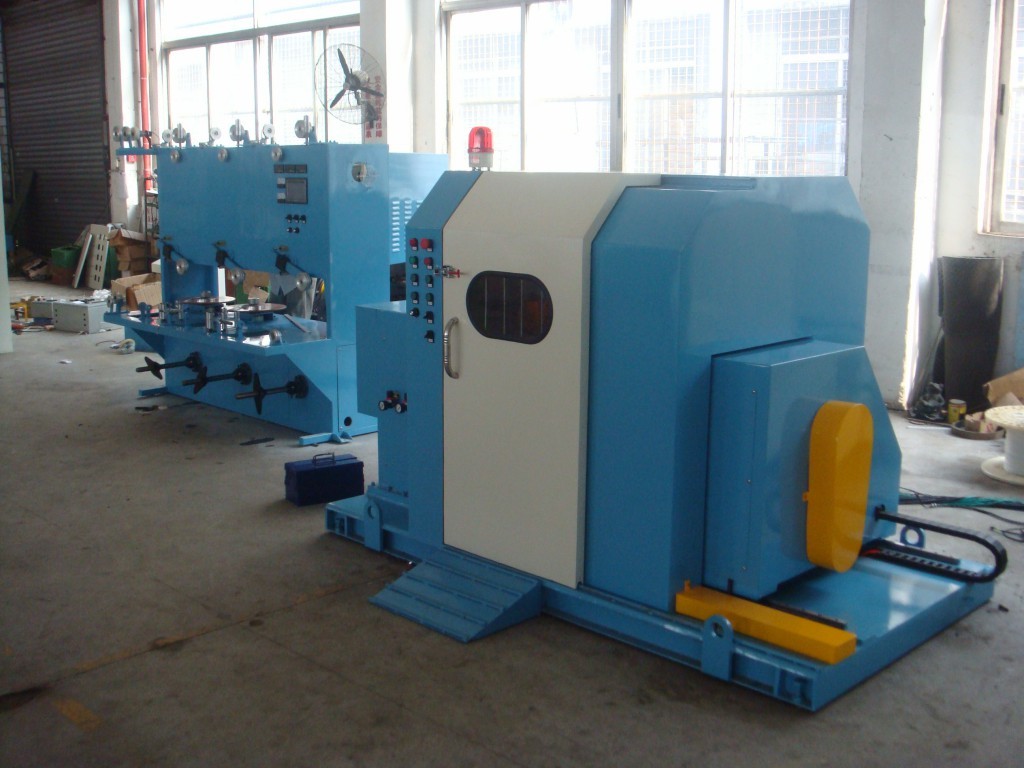 China Blue Color Single Twist Buncher Machine , High Speed Wire And Cable Machinery wholesale