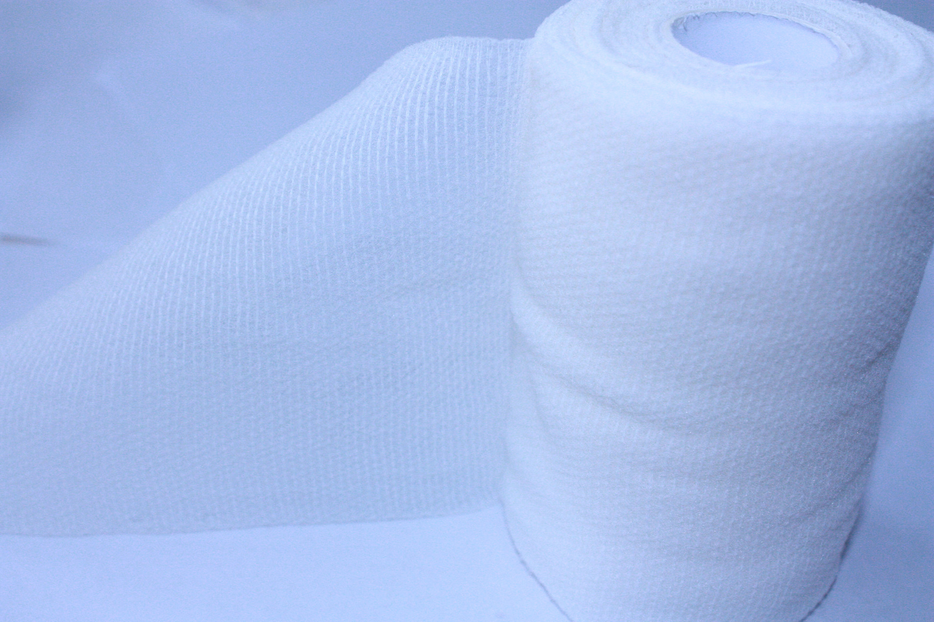 China Customized Breathable Cohesive Elastic White PBT Self - adhesive Flexible Wrap wholesale
