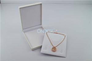 China Big Necklace PU Leather Jewelry Boxes In White  ,  Gift Packaging Boxes wholesale