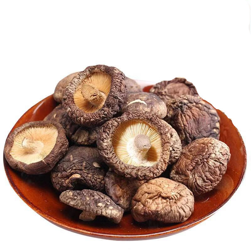 China Brown Color Dried Shiitake Mushrooms For Culinary 1 Year Shelf Life for sale