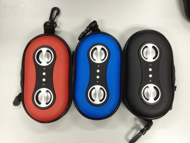 Red / Blue / Black Portable Iphone Bluetooth Speakers Bag Shape for sale