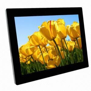 China High-resolution LCD Screen Digital Photo Frame with Built-in Loudspeaker and Optional Memory wholesale