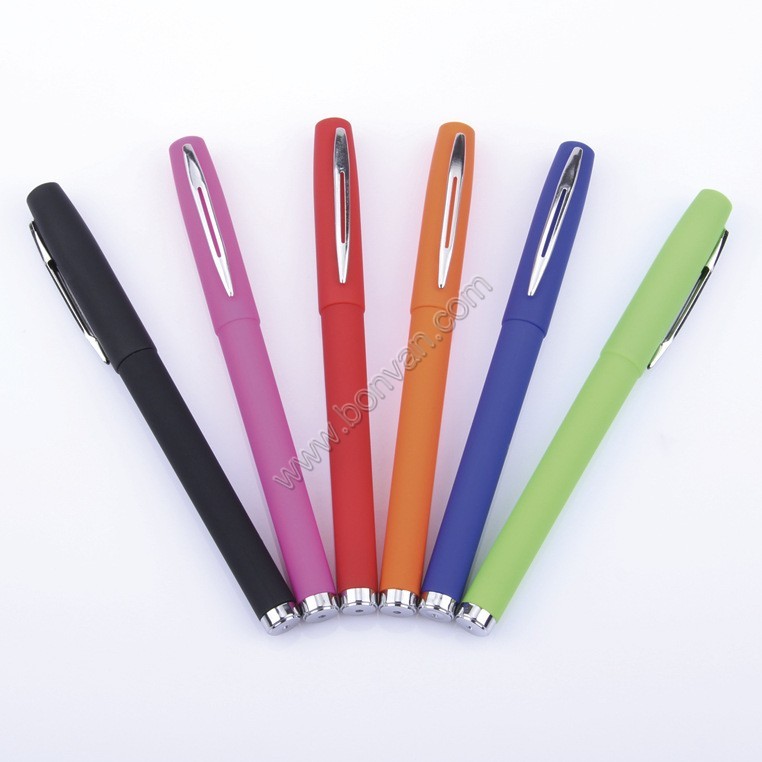 China colorful plastic office gel ink pen ,smooth writing printed gel ink pen wholesale