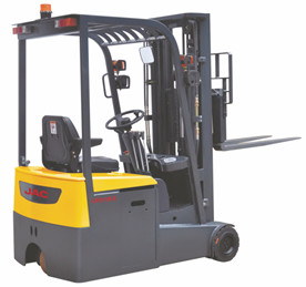 China Warehouse 3 Wheel Electric Forklift , Industrial Lift Truck 1500KG Load Capacity wholesale