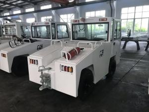 China Stable Baggage Towing Tractor , Aircraft Towing Equipment Easy Maintenance wholesale