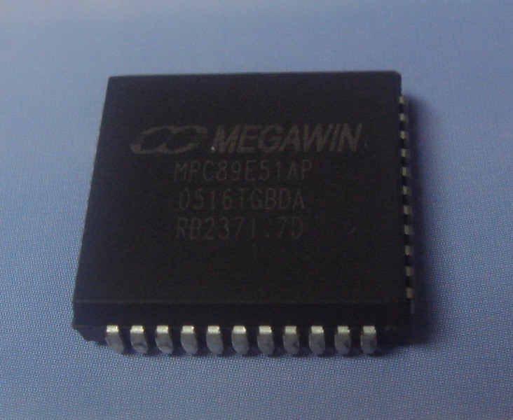 China PDIP40 Type 8 /16 bits 89 Series Megawin 8051 microcontroller 89E54AF Video Conference MCU wholesale