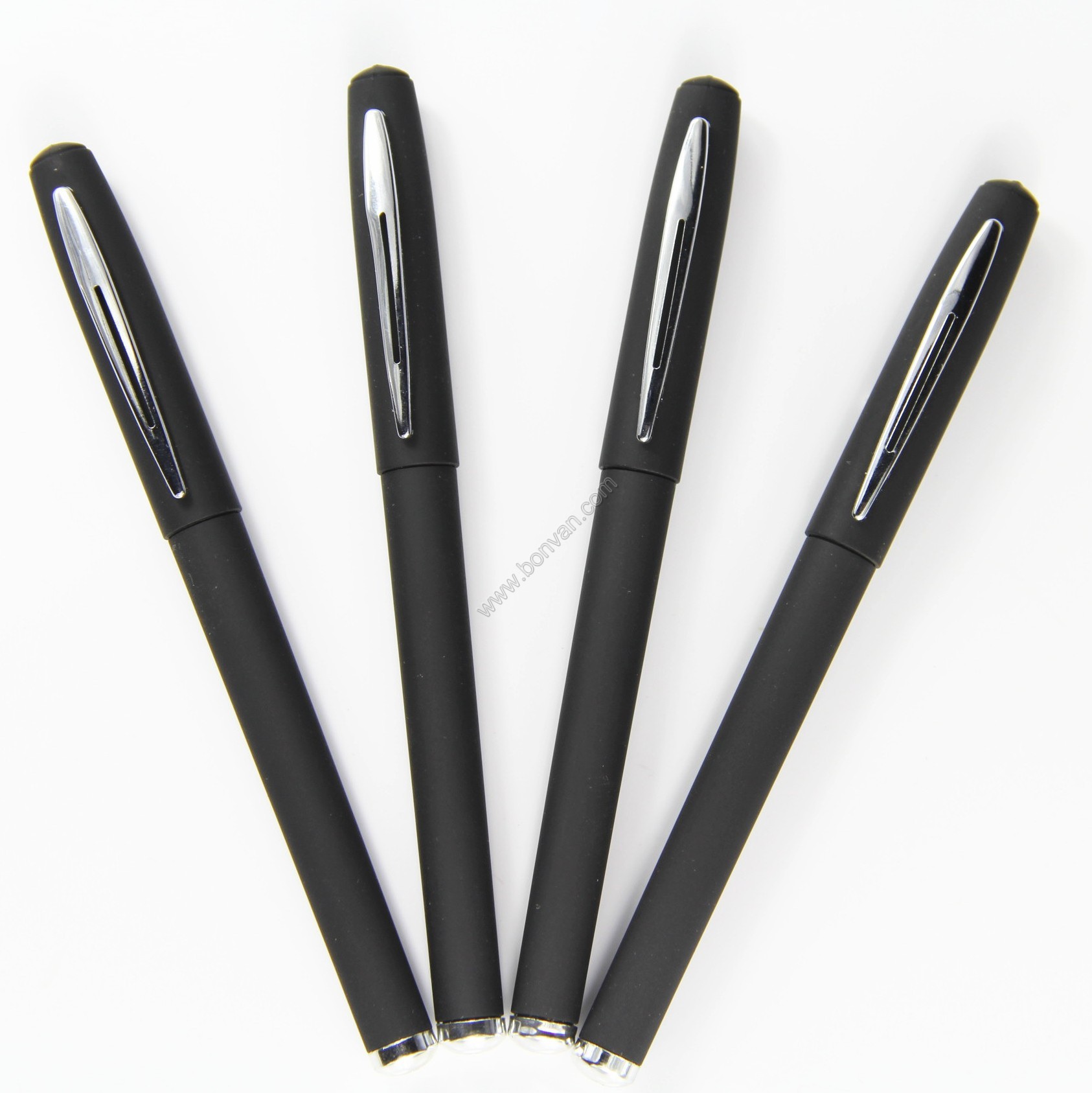 China black office writing gel ink pen,rubberized writing pen wholesale