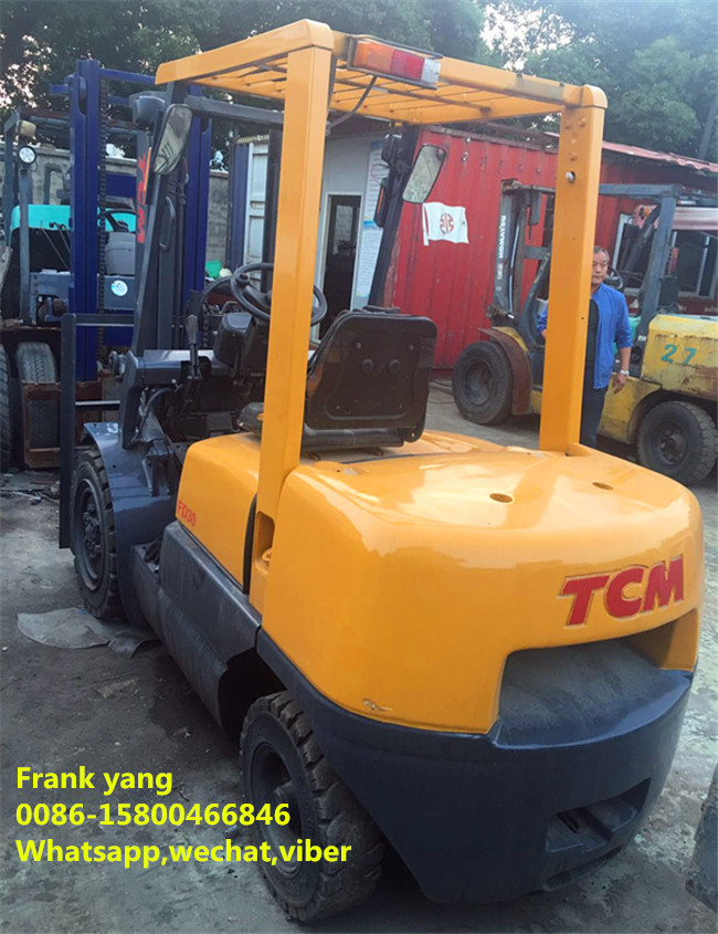 China 3 T Reconditioned Forklift Trucks Diesel Fuel Type 3000 Kg Rated Loading Capacity wholesale
