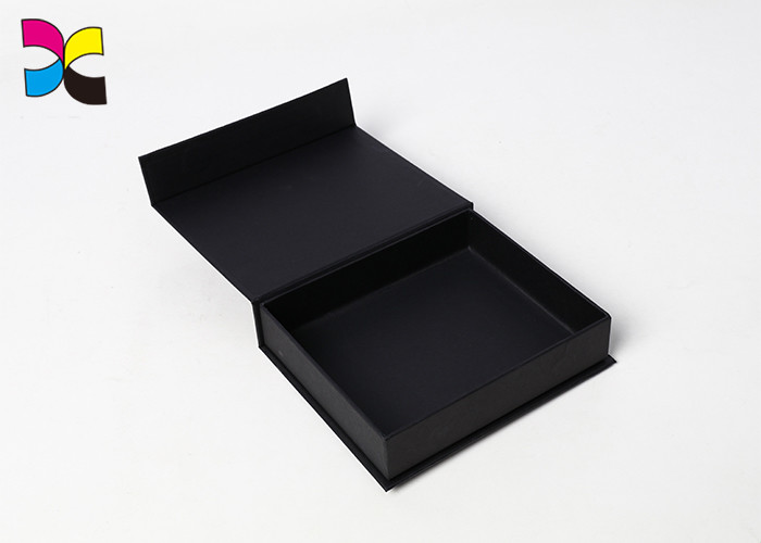 China Home Decorative Glossy Paper Cardboard Storage Boxes For Toy Gift Packing wholesale