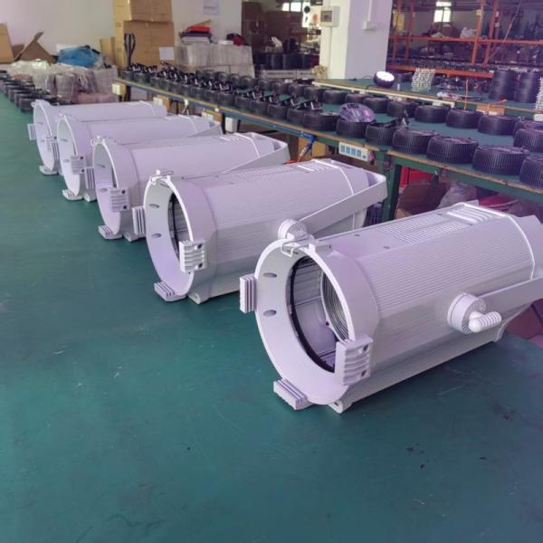 CRI 97 400W COB LED Cool White Warm White Auto Zoom Fresnel Spot Light For Live Event Precision