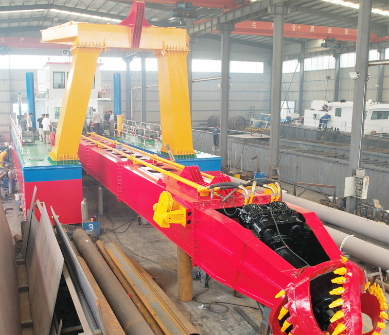 China 600mm 24 Inch Cutter Suction Dredger Ship With Discharging Distance 2km For Sludge Dredging wholesale