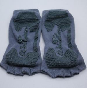 China half toe no-shows socks grip socks non-slip socks fitness yoga socks wholesale