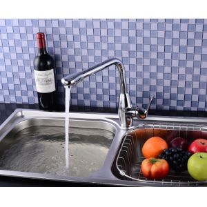 China Chrome plated brass single handle kitchen faucet with new design wholesale