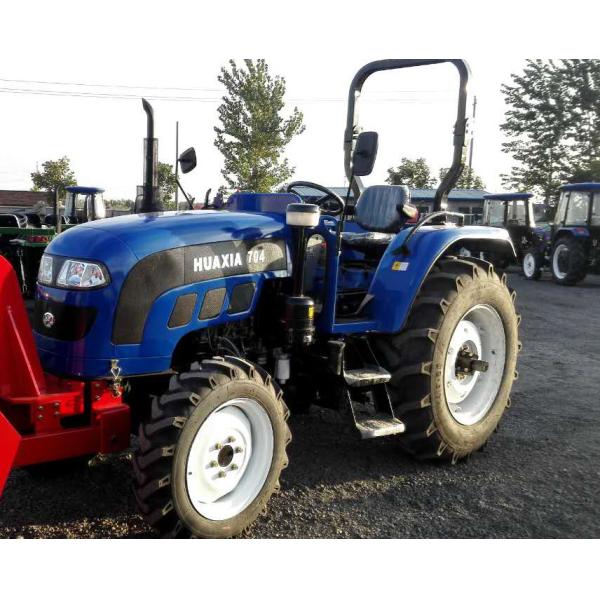 51.5kw 4 Wheel Drive Lawn Tractor , 70hp 4x4 Compact Tractor