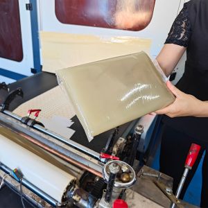 China Hot Melt Adhesive Glue / Hot Glue / Jelly Glue/Animal Glue wholesale