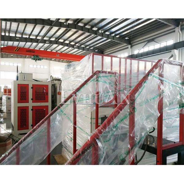 Flat die head technology,and automatic loading preform technology.