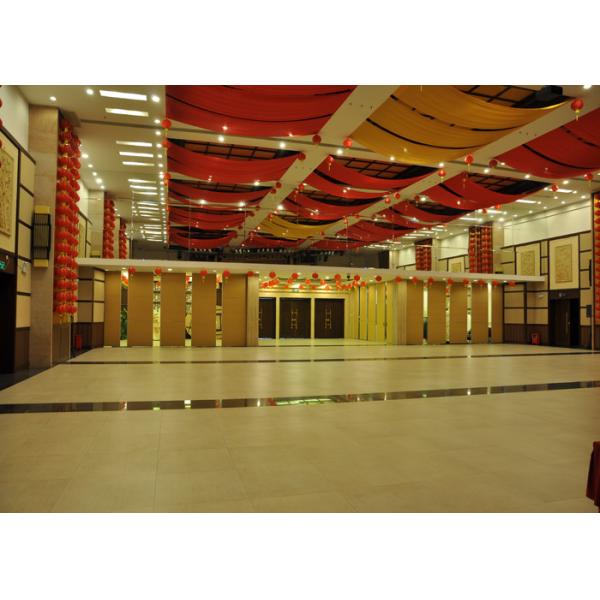 Quality Carpet Finish Office Partition Walls Acoustic Folded Partition Moving for sale