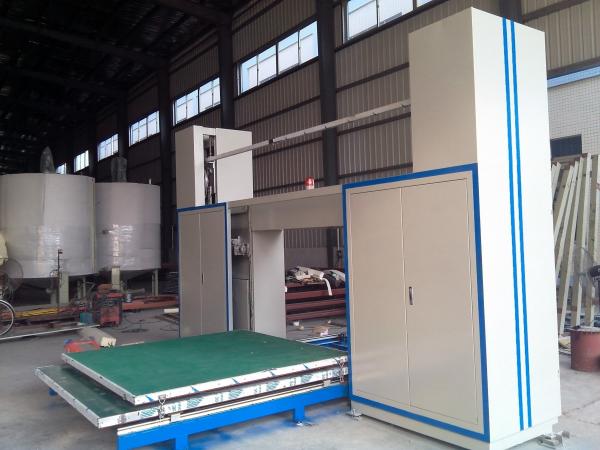 Quality Horizontal Cnc Sponge Cutting Machine With Oscillating Blade for sale