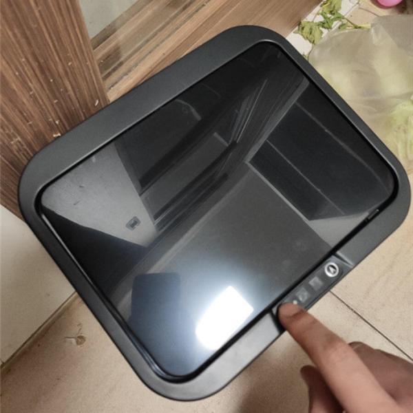 Automatic Intelligent Trash Can Simple And Convenient Operate With Lid