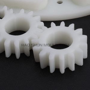 Precision POM Engineering Plastic Injection Molding Gear Parts