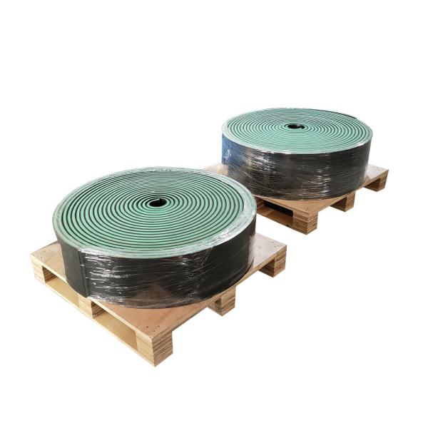 Neoprene Rubber Skirting Board with 70 Shore A Hardness 300% Elongation at Break and 2.5 ~ 6.0 Mpa Tensile Strength