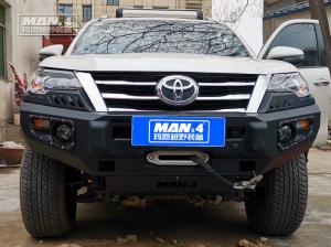 China Front Offroad Toyota Bull Bar Powder Coating For Fortuner 2016 on sale