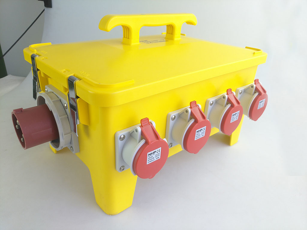 China 36 Pole IP66 Mobile Power Distribution Box MCB Protection 160A Current wholesale