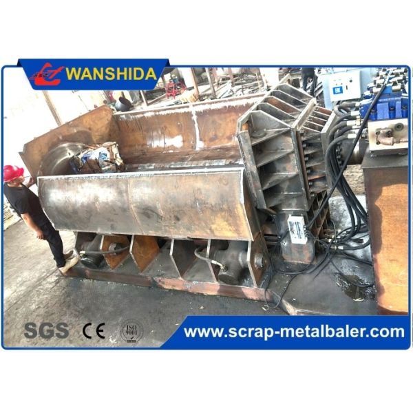 Scrap metal baling press machine with feeding grab for waste aluminum profile light scrap metal
