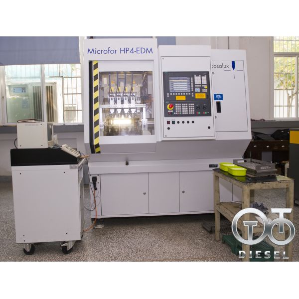 095000-0562 Common Rail Nozzle DLLA142P852 for Komatsu SA60125E