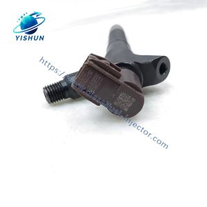 Common Rail Injector 3670-26060 295900-0050 Diesel Injector For RAV4 Engine